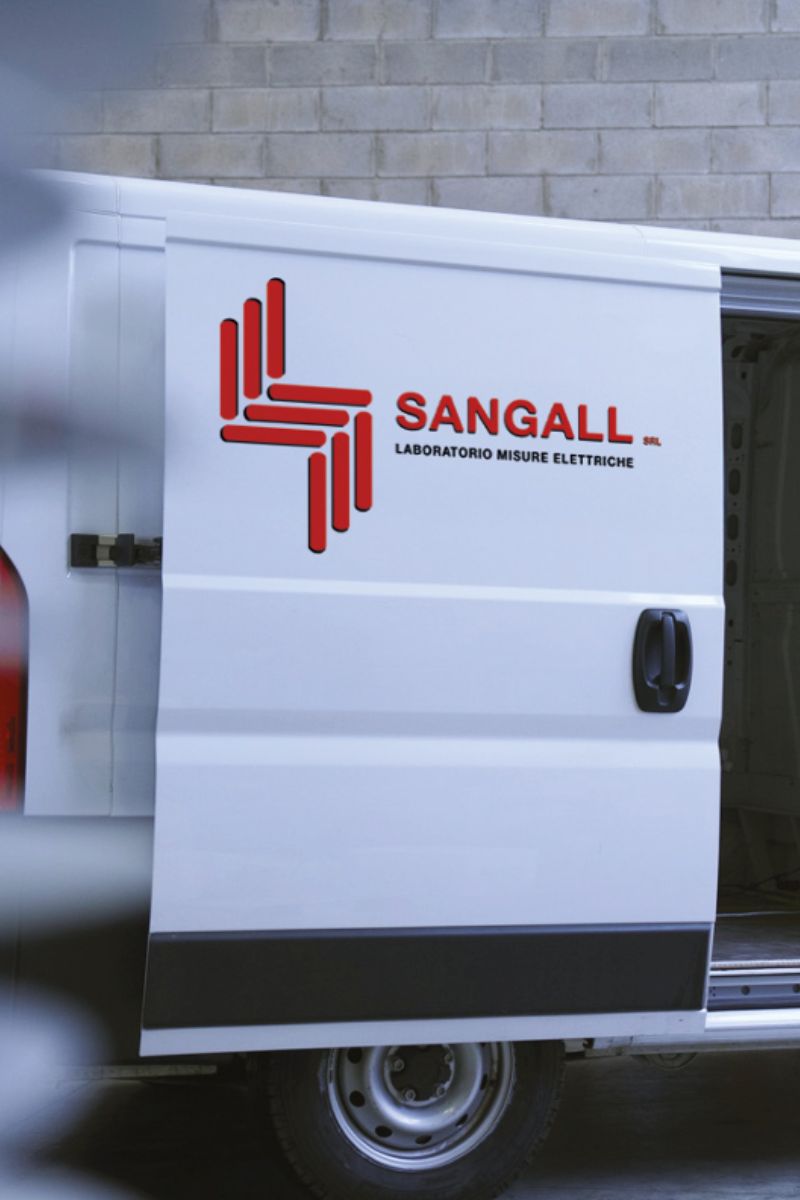 Il furgone di Sangallab, laboratorio misure elettriche